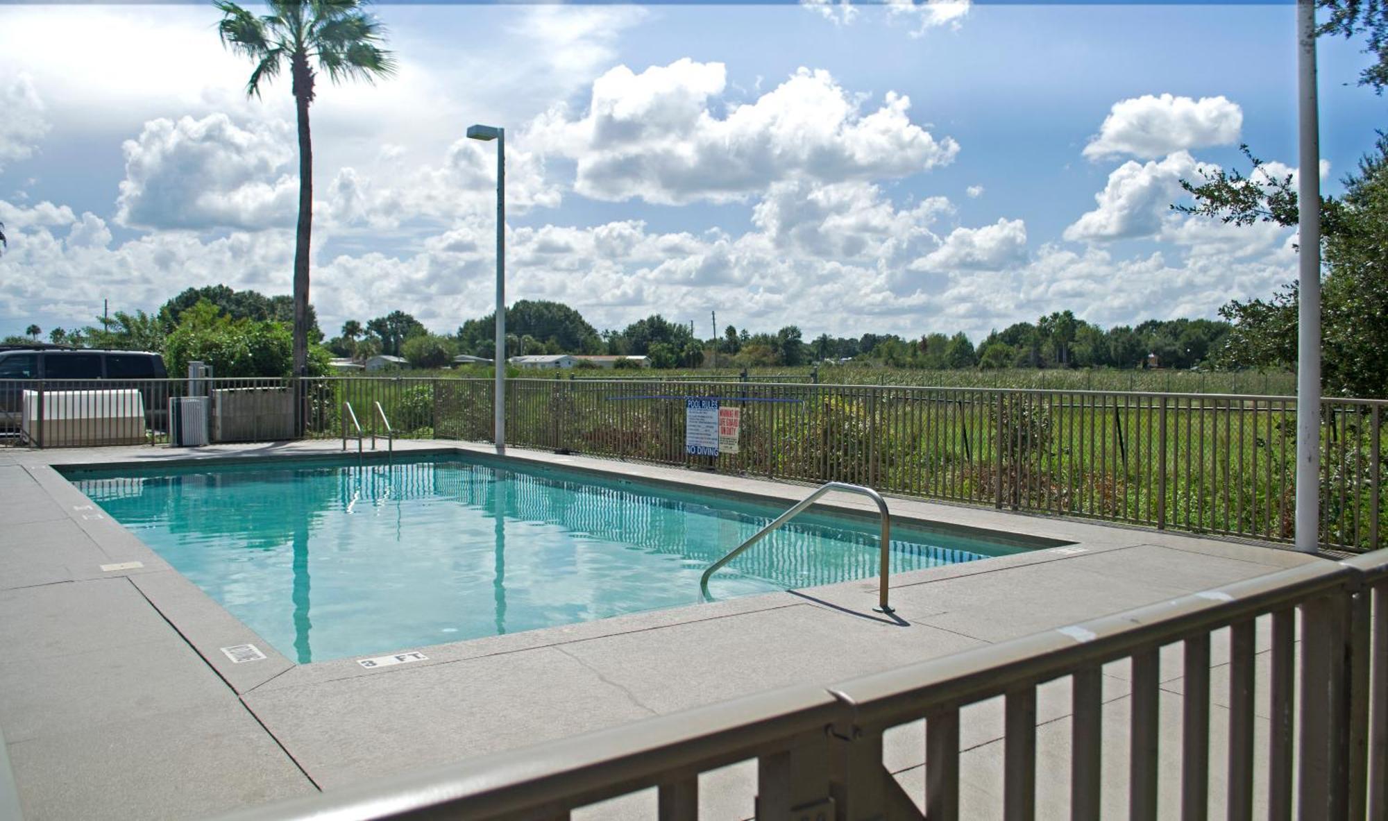 Serena Inn Citrus Ridge Esterno foto